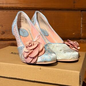 Joe Browns Pink and Light Blue Floral Rose Accent Heels
